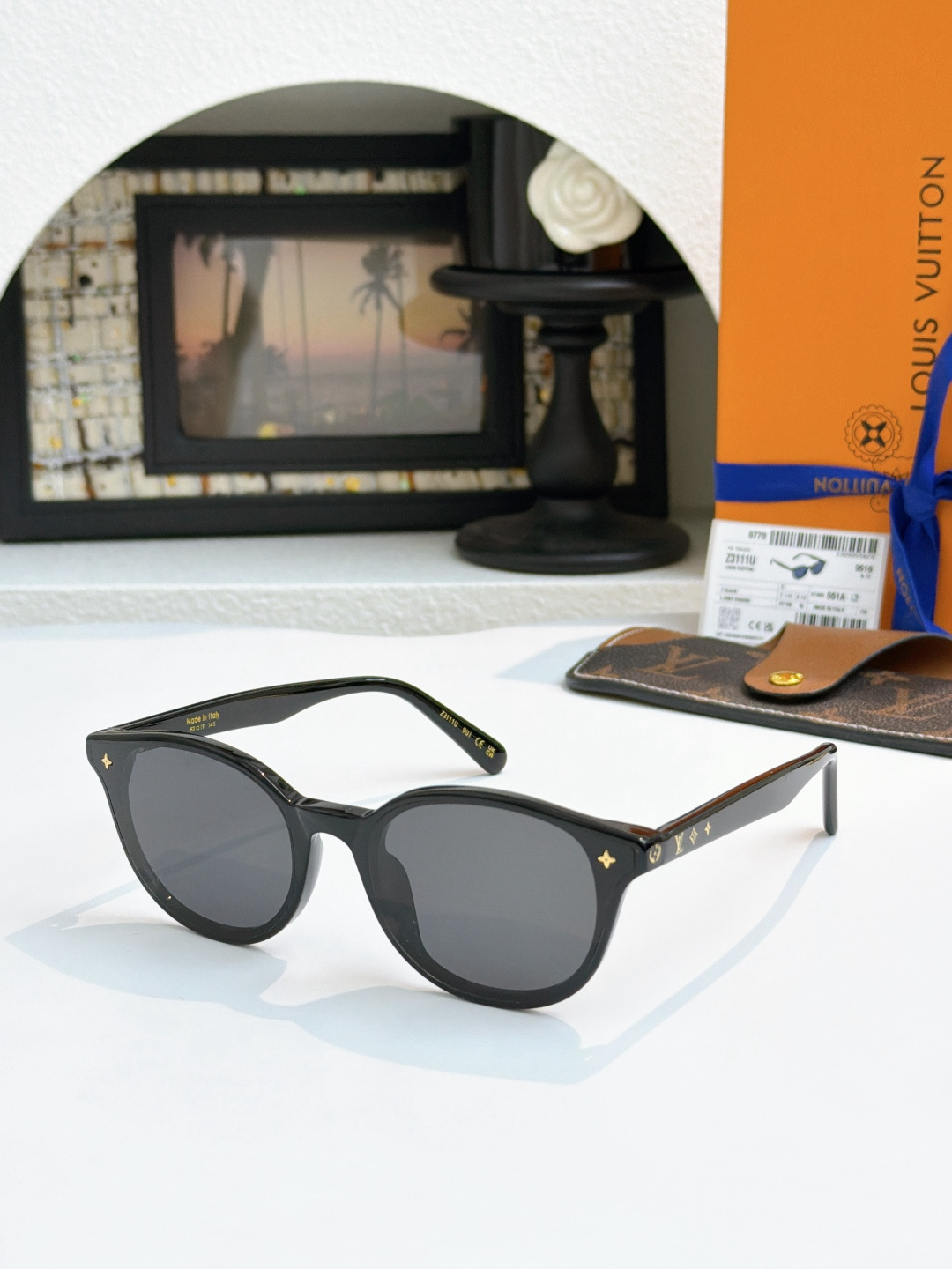 LV glasses-67