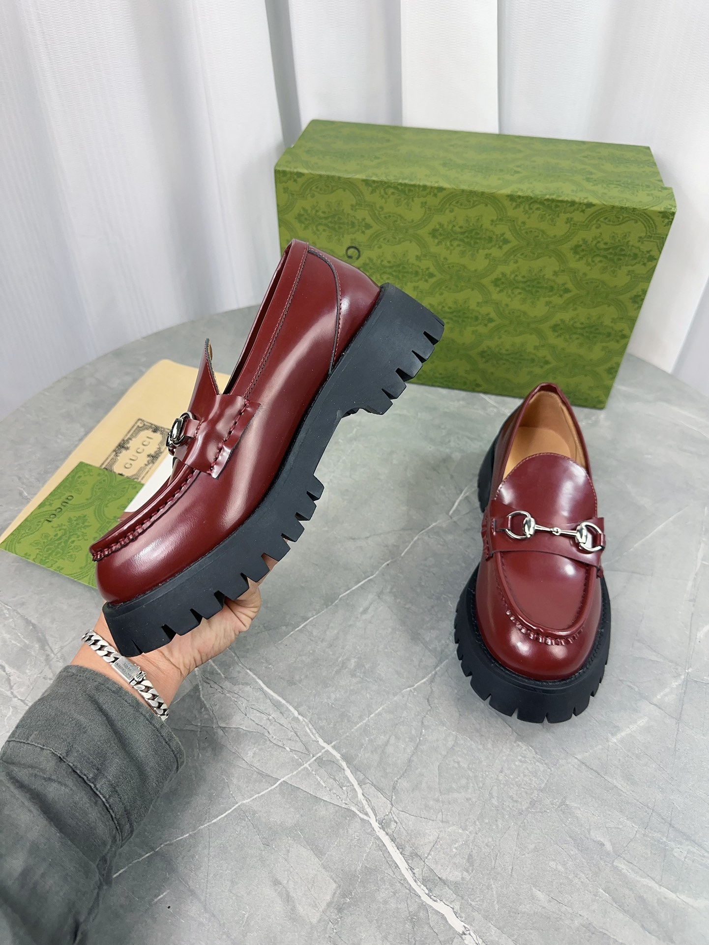 Gucci women's leather shoes-98