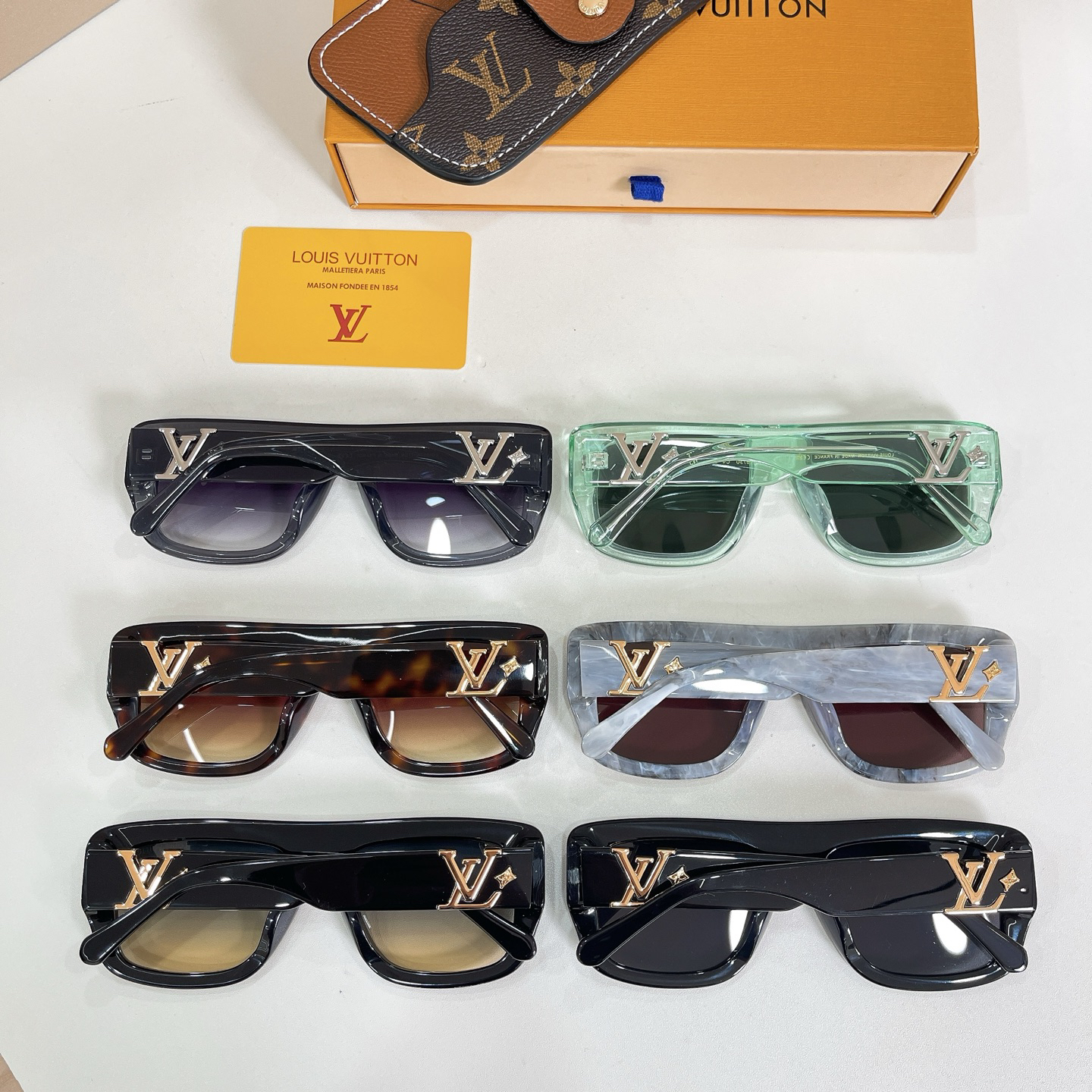 LV glasses-76