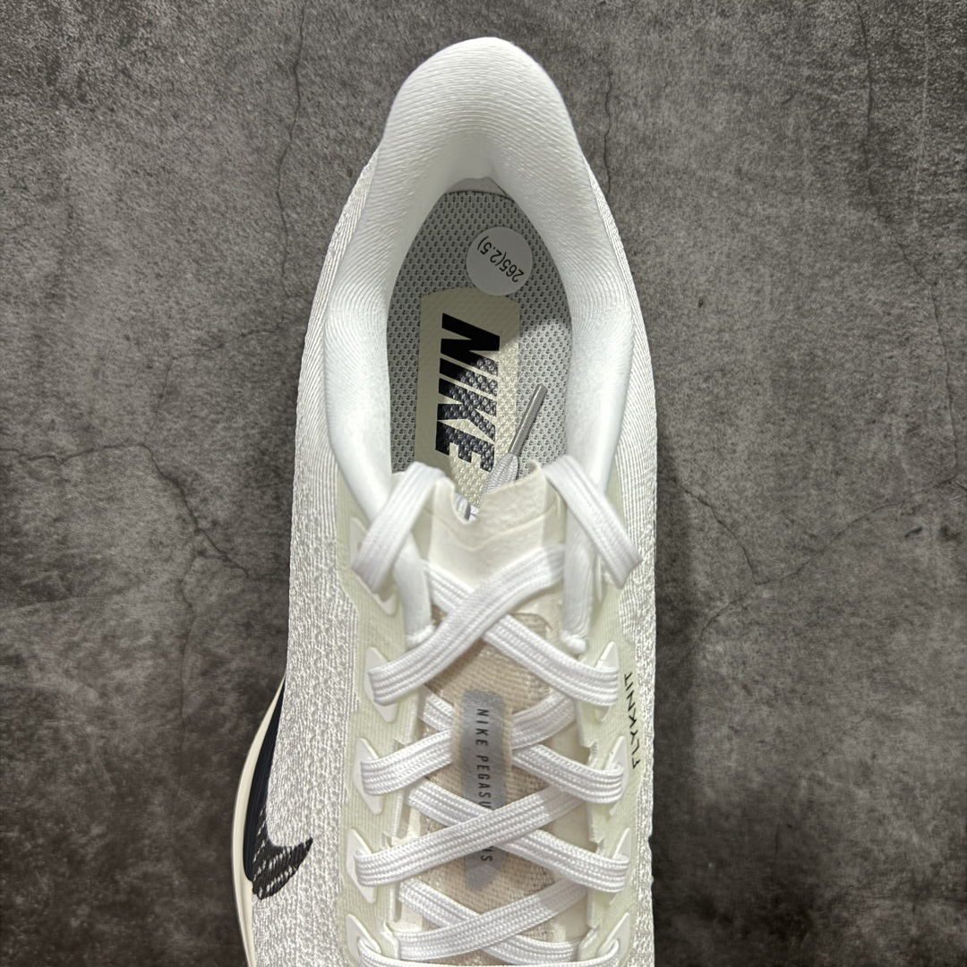 Nike Sneakers-98