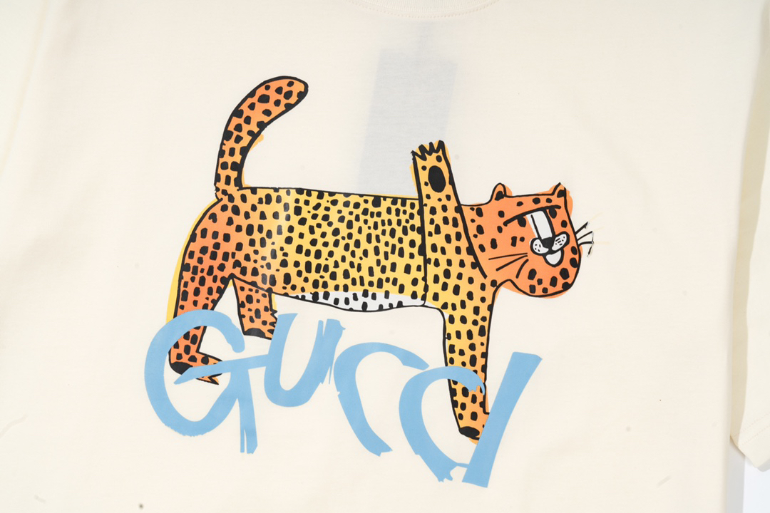 Gucci clothing-43