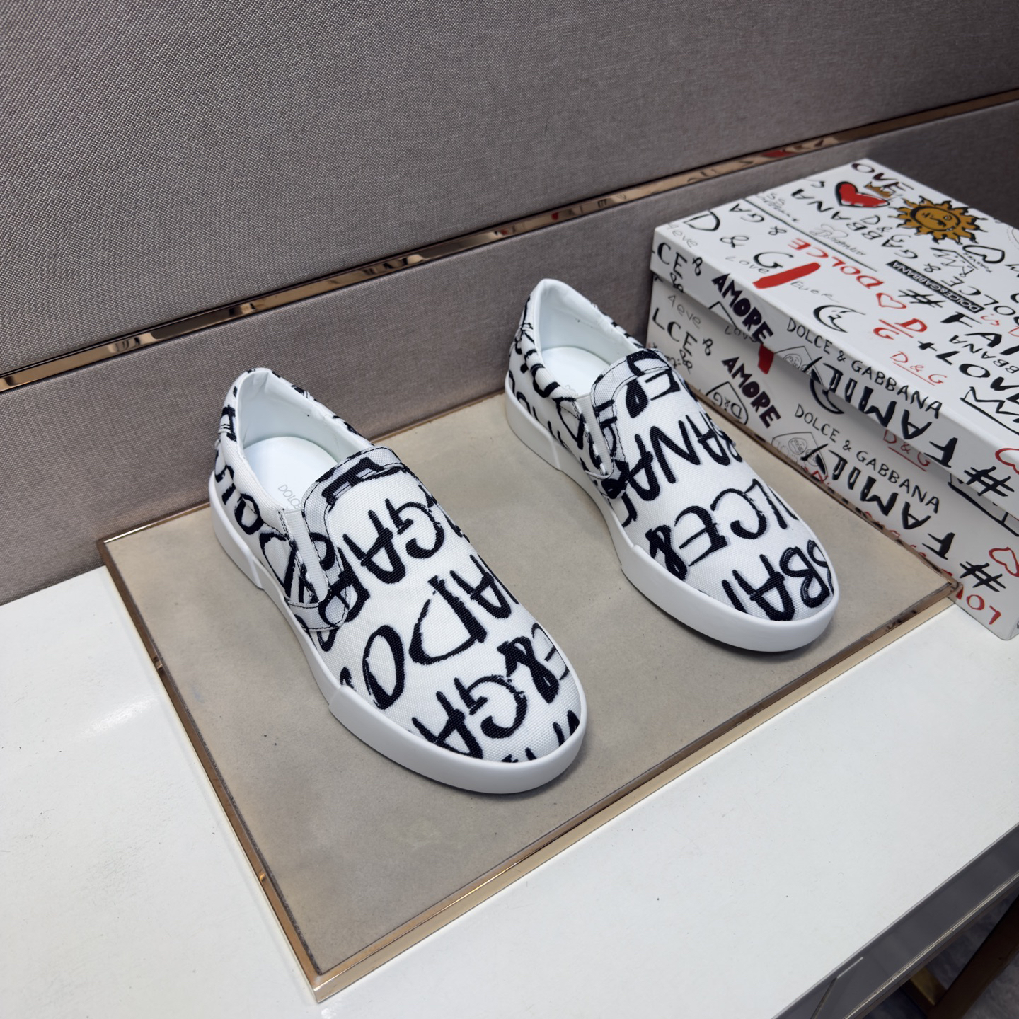 D&G Sneakers-219