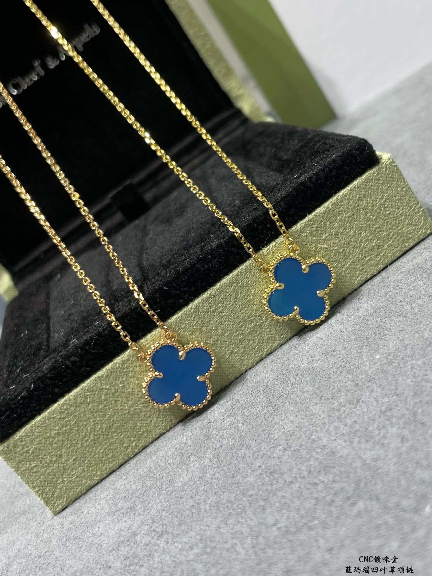 Van Cleef & Arpels necklace-107