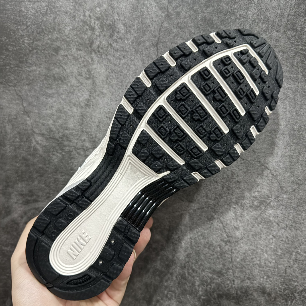 Nike Sneakers-97