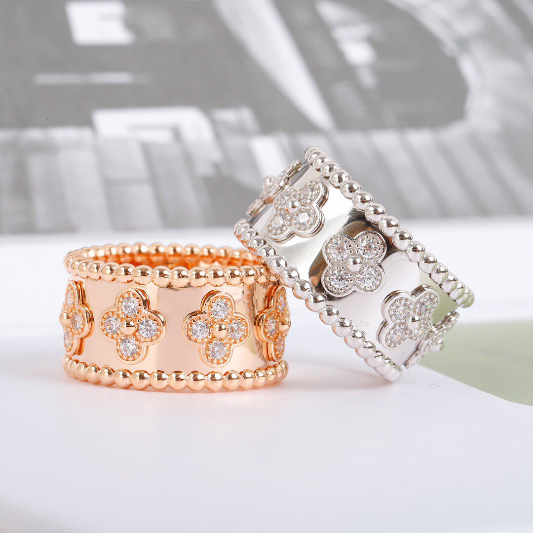 Van Cleef & Arpels ring-57