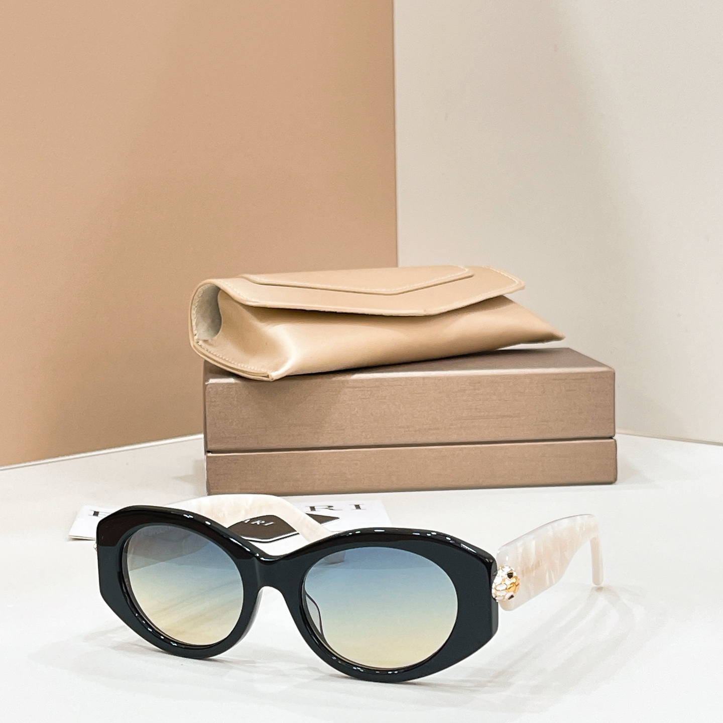 BV glasses-54