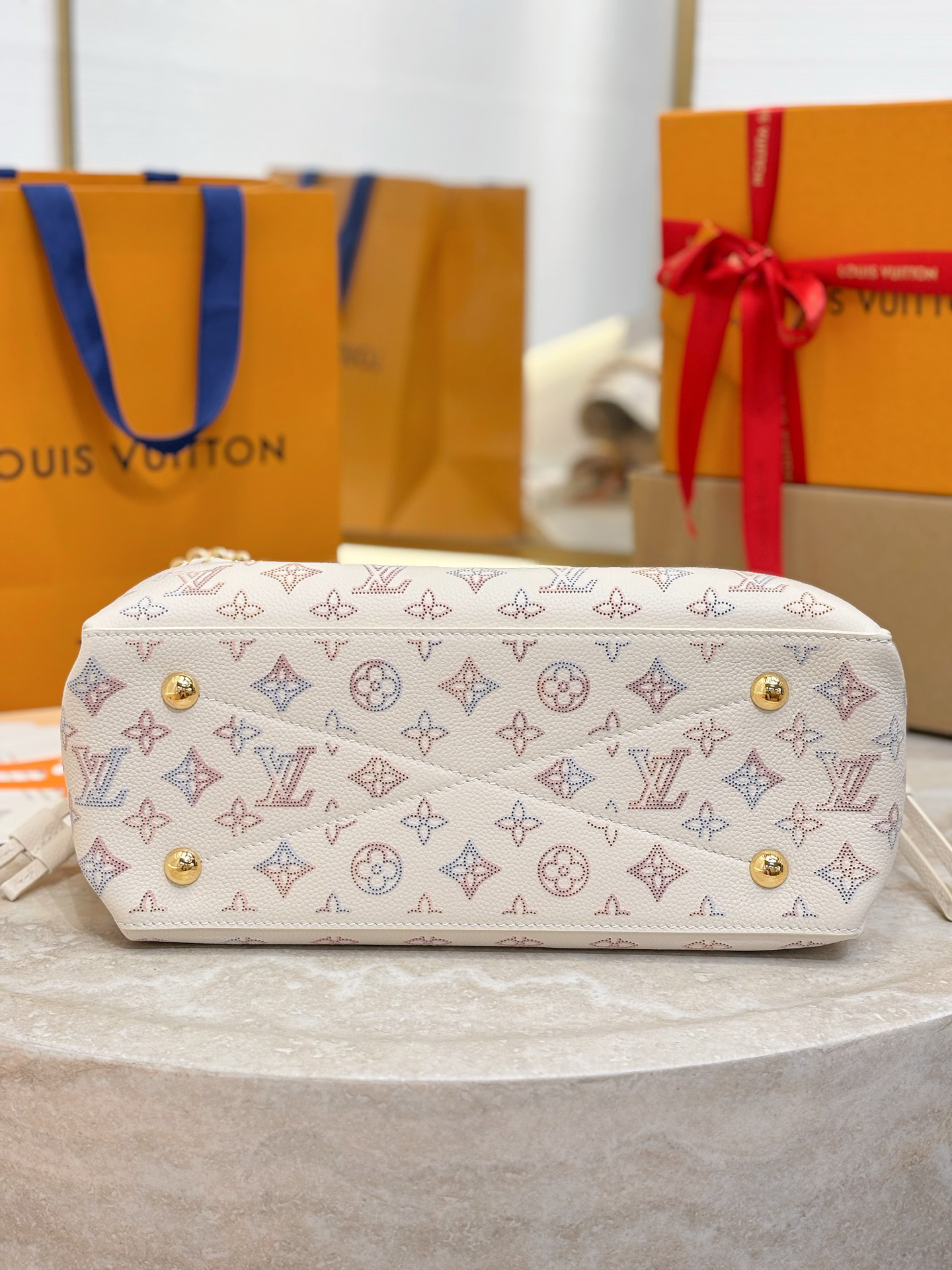 Louis Vuitton bag-180