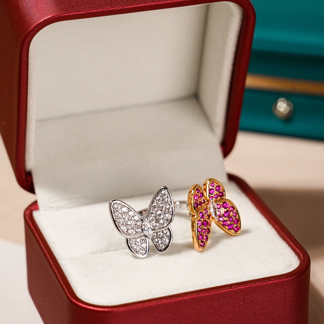 Van Cleef & Arpels ring-71