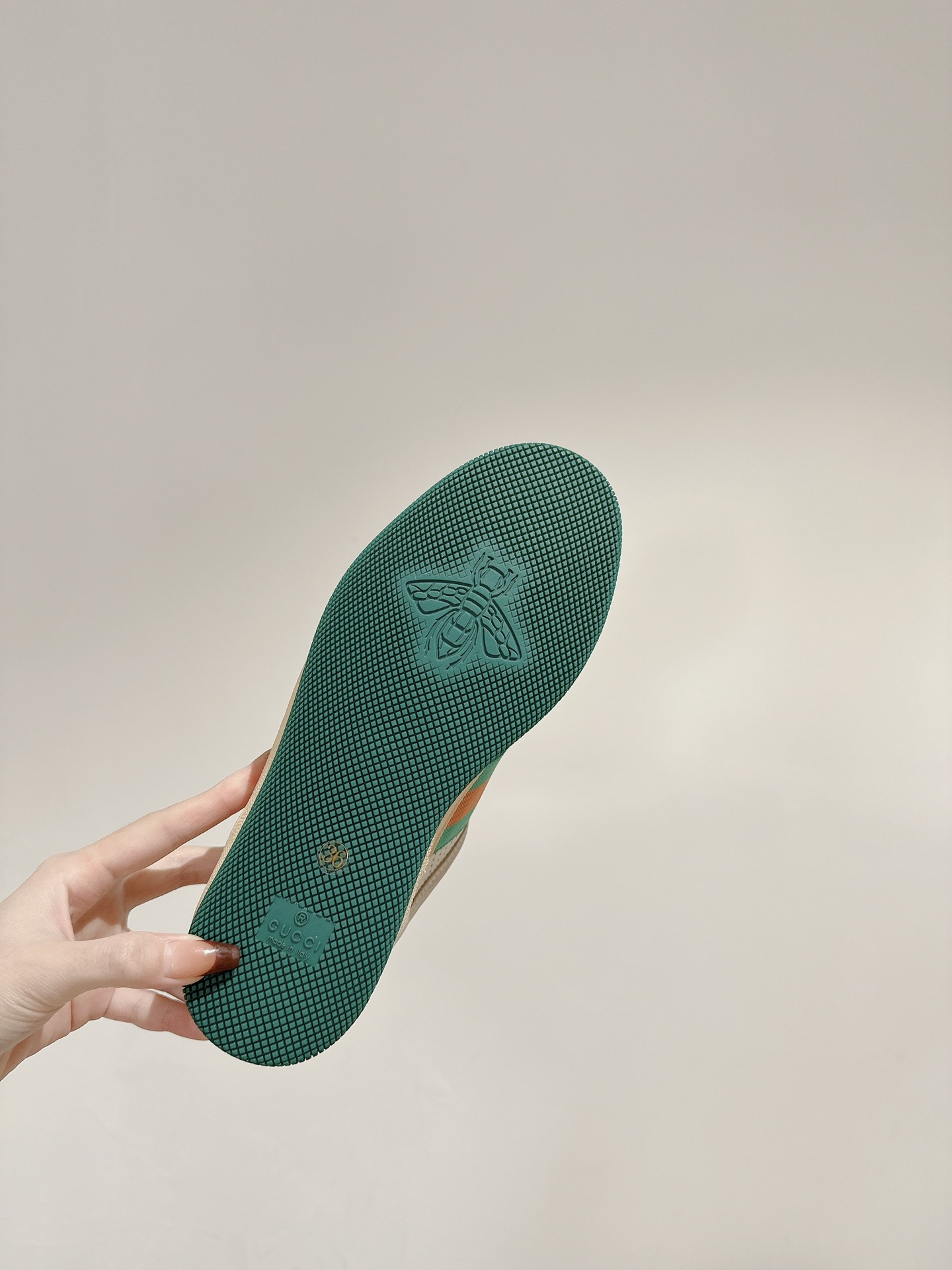 Gucci Sneakers-15