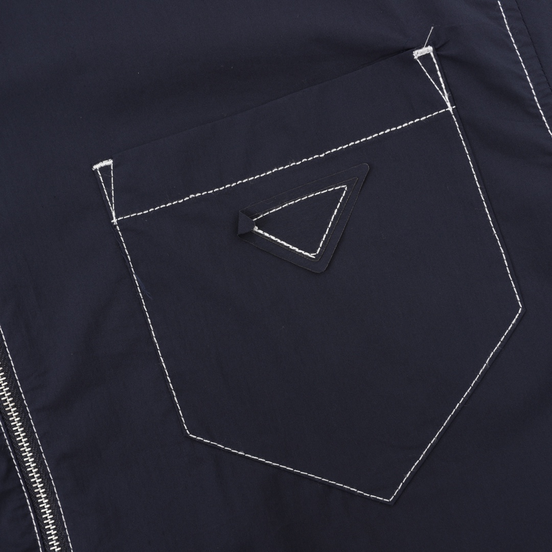 Prada Clothing-399