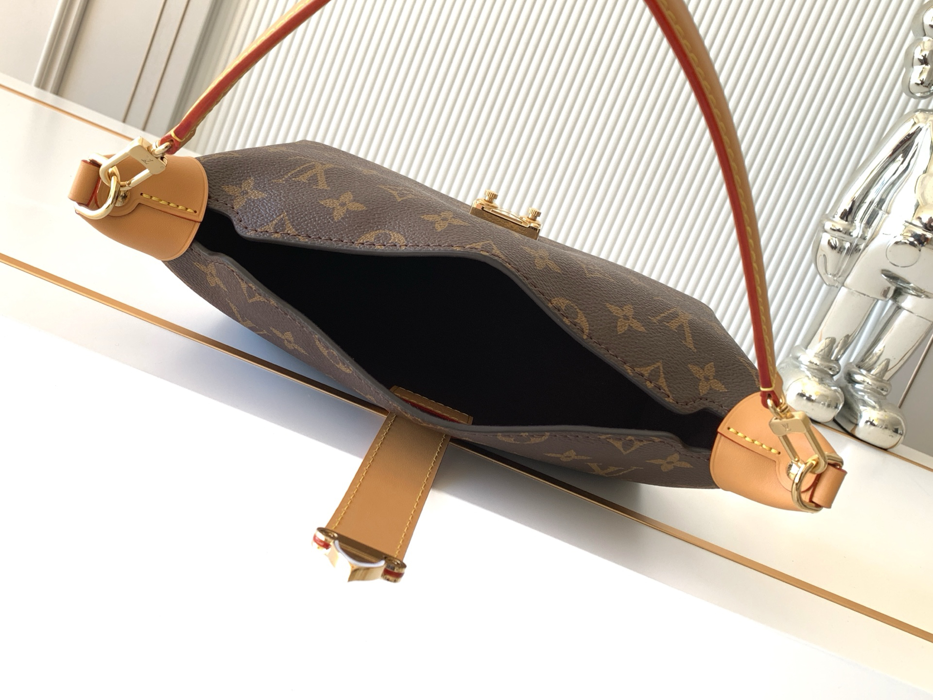Louis Vuitton bag-160