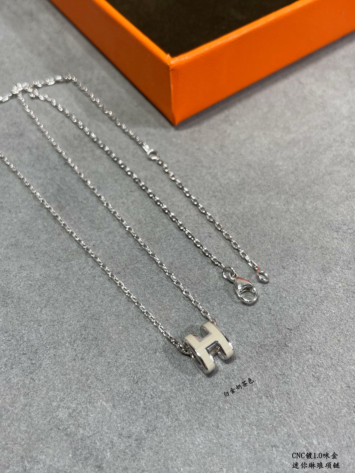 Hermes necklace-57