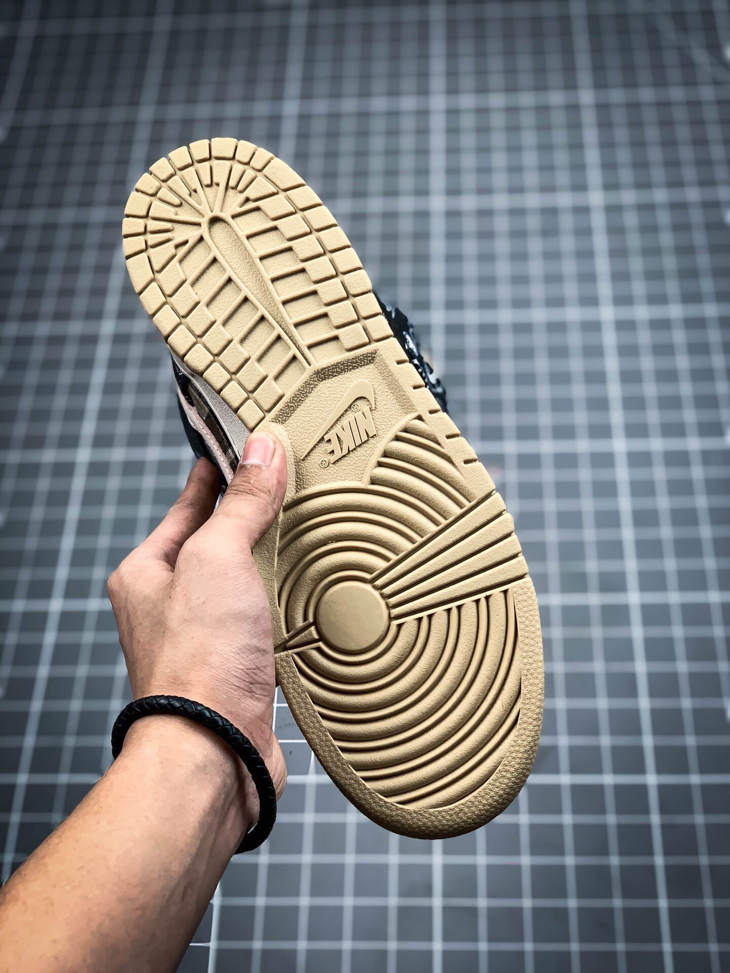 Nike Sneakers-321