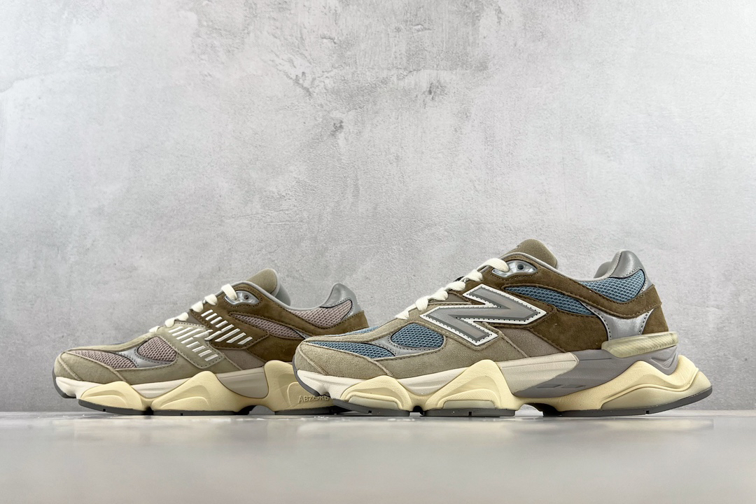 New Balance Sneakers-71