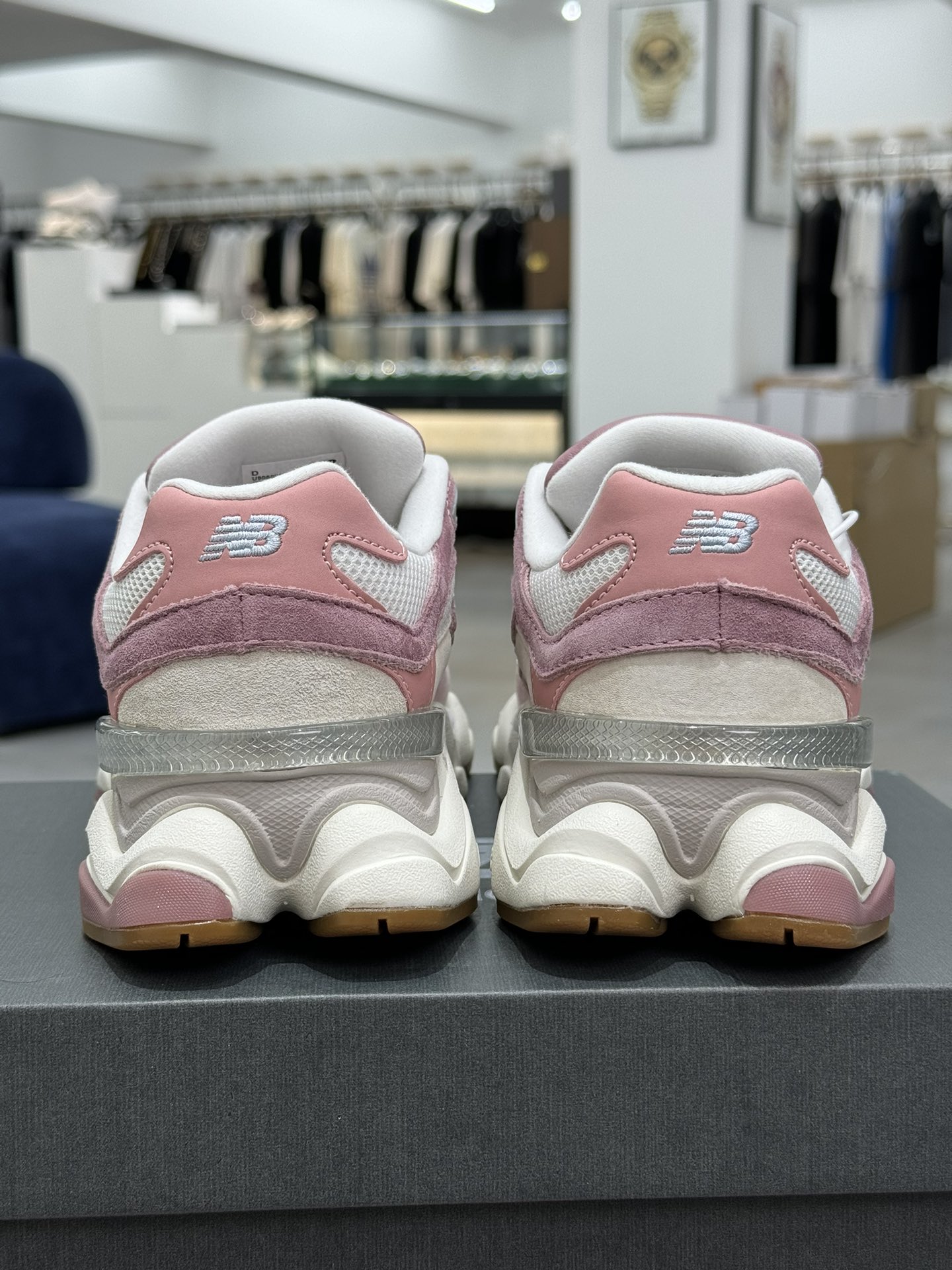 New Balance Sneakers-202