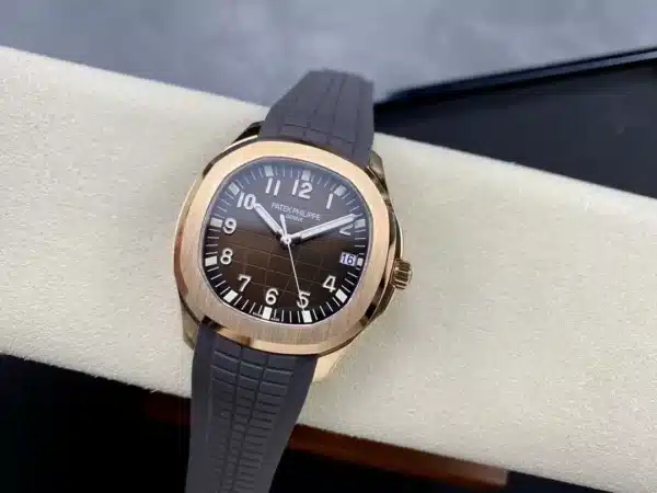 Aquanaut 5167R-001 Date, Sweep seconds 40.8 mm,Rose gold