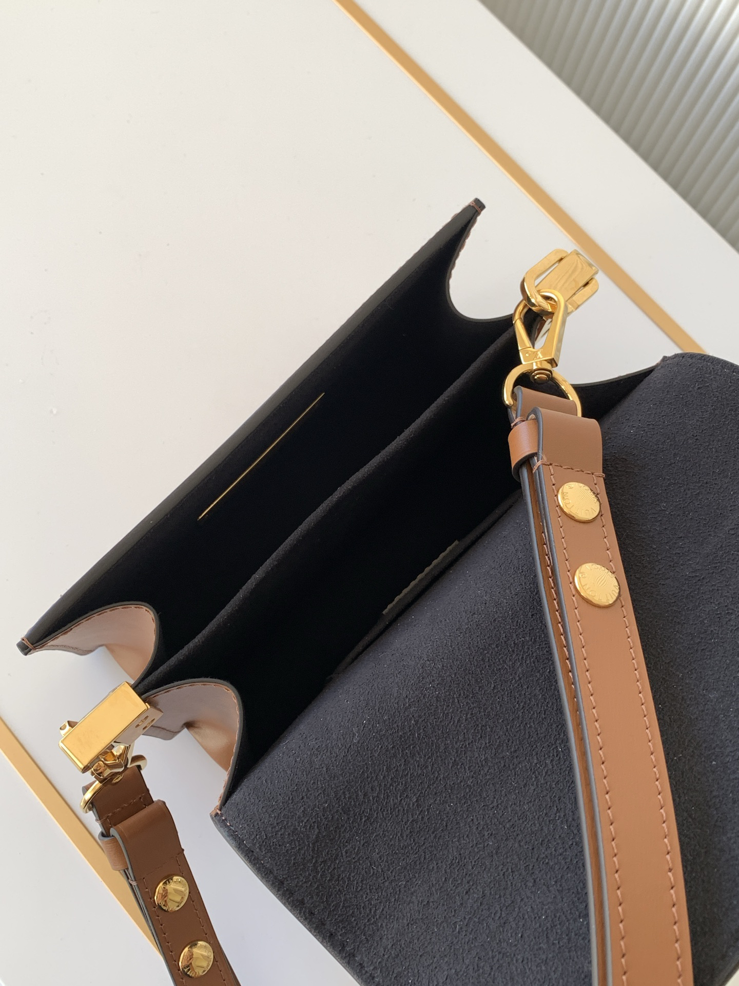 Louis Vuitton bag-159
