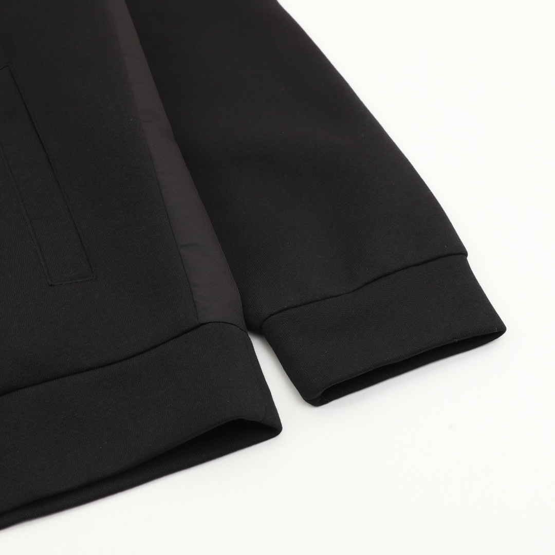 Prada Clothing-352