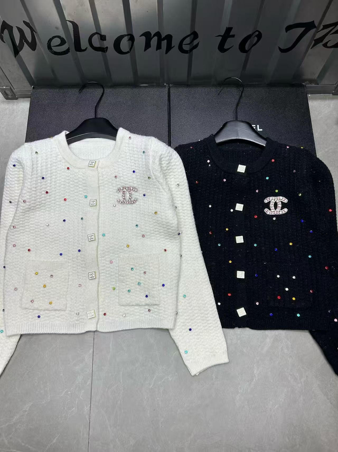 Chanel clothing-116