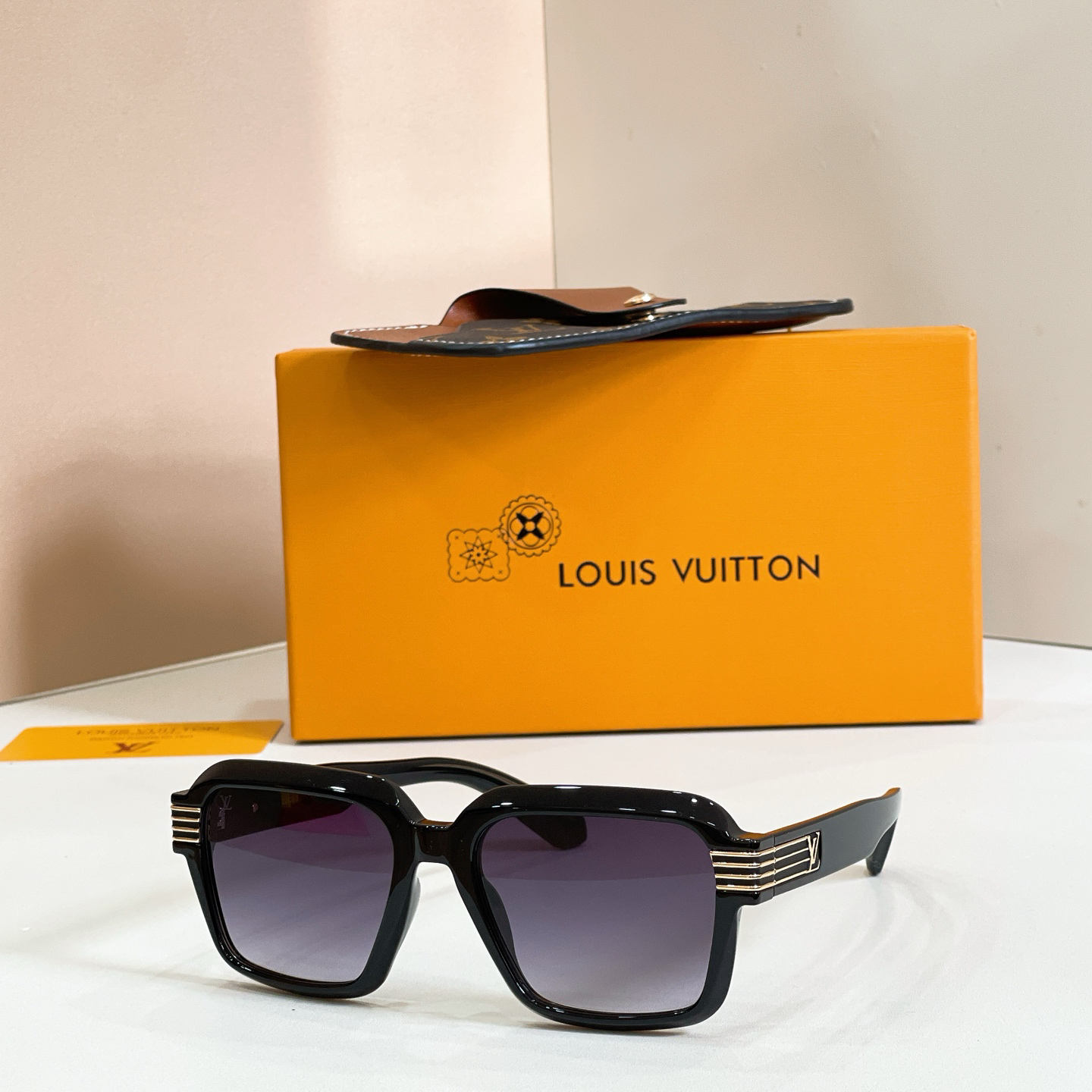 LV glasses-66