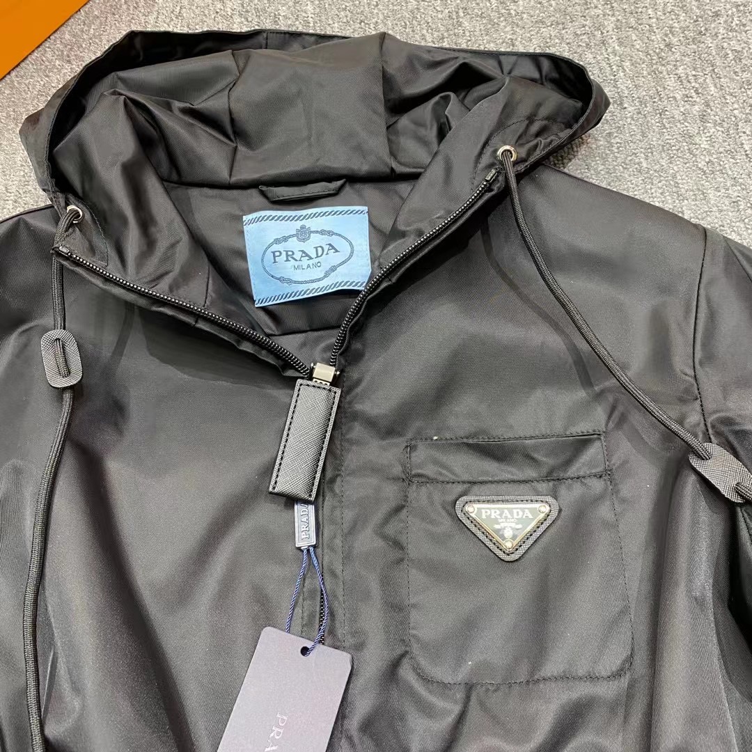 Prada Clothing-209