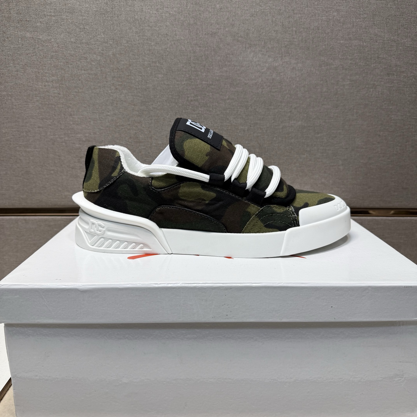 D&G Sneakers-213