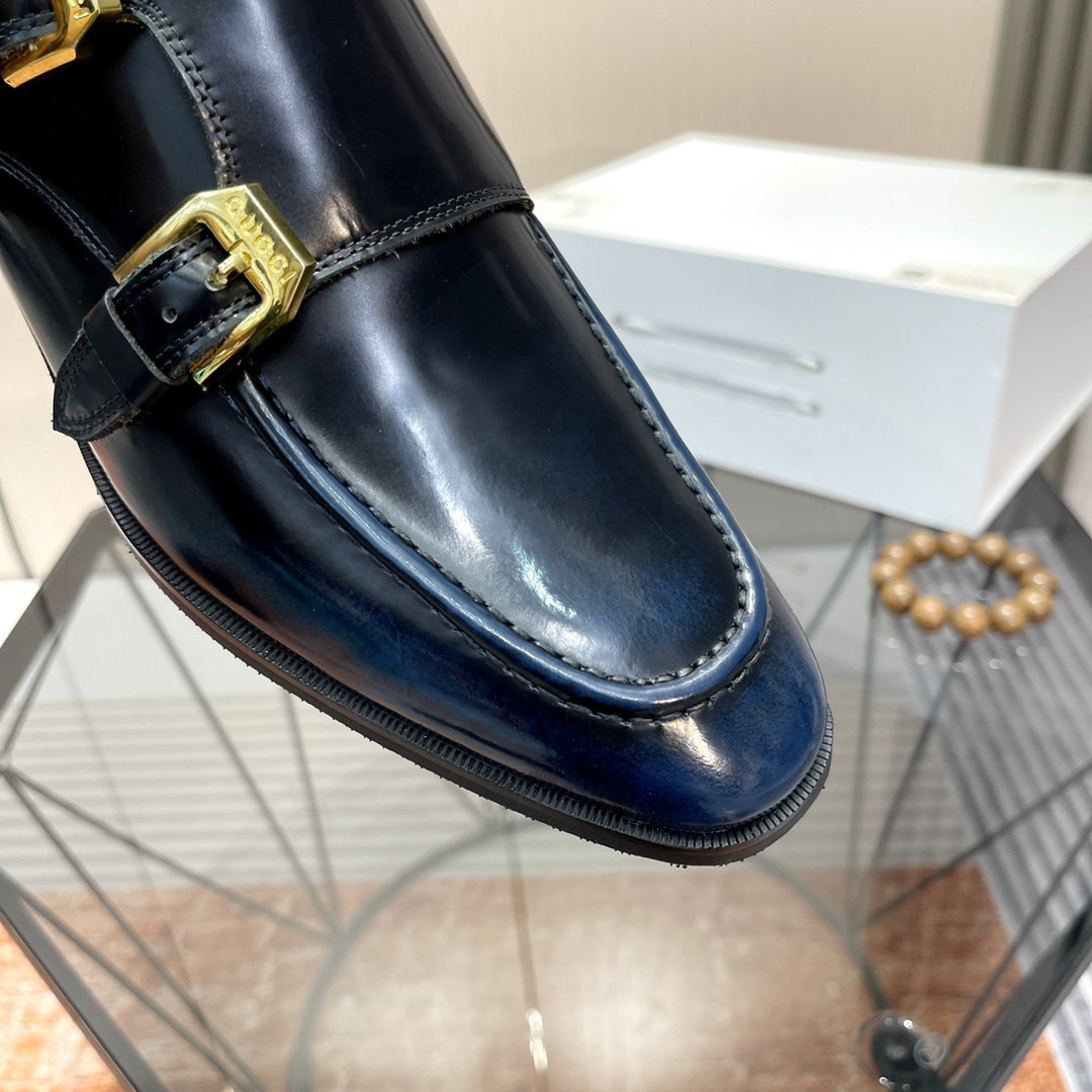 LV men's leather shoes-53