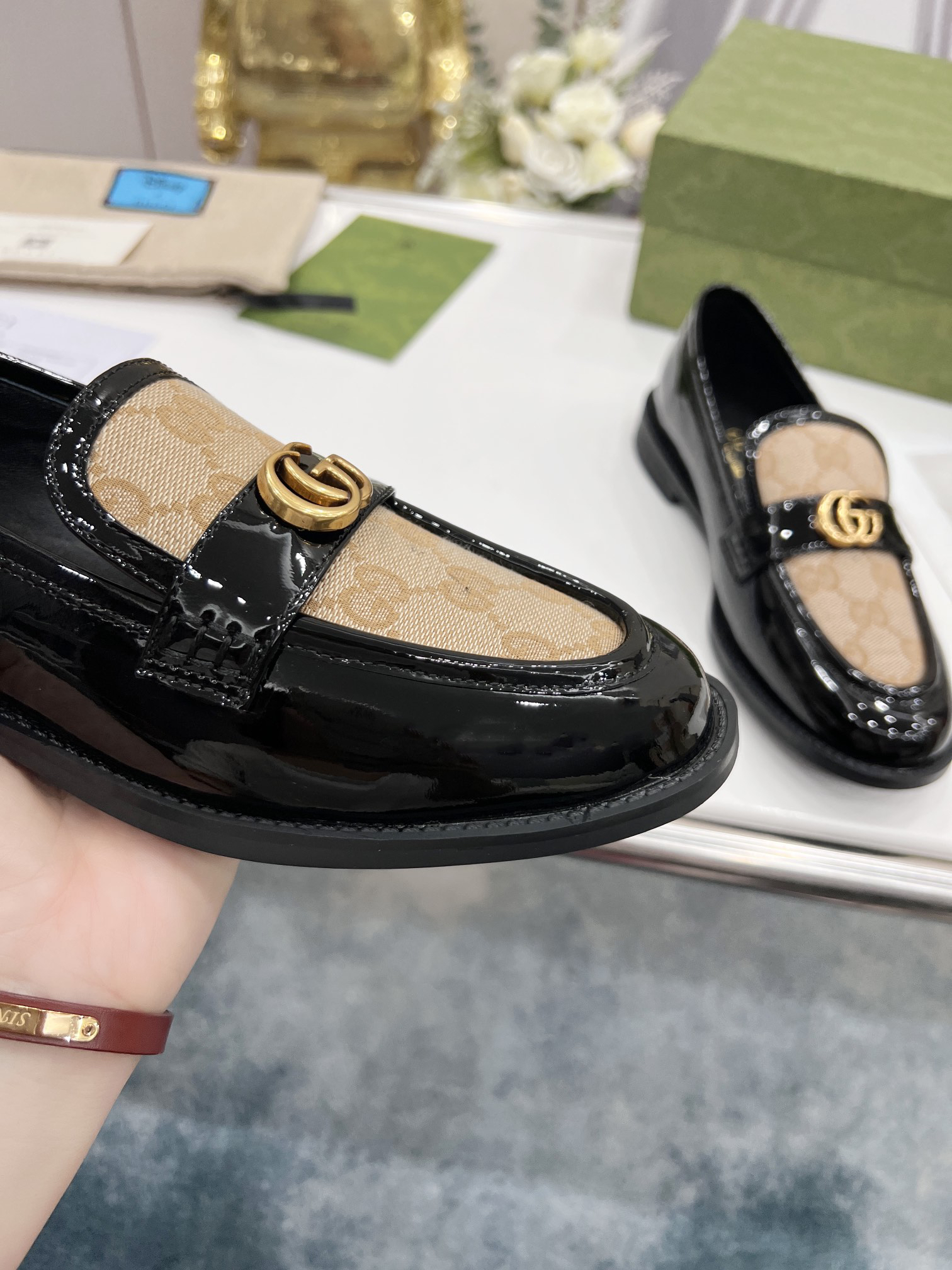 Gucci women's leather shoes-53