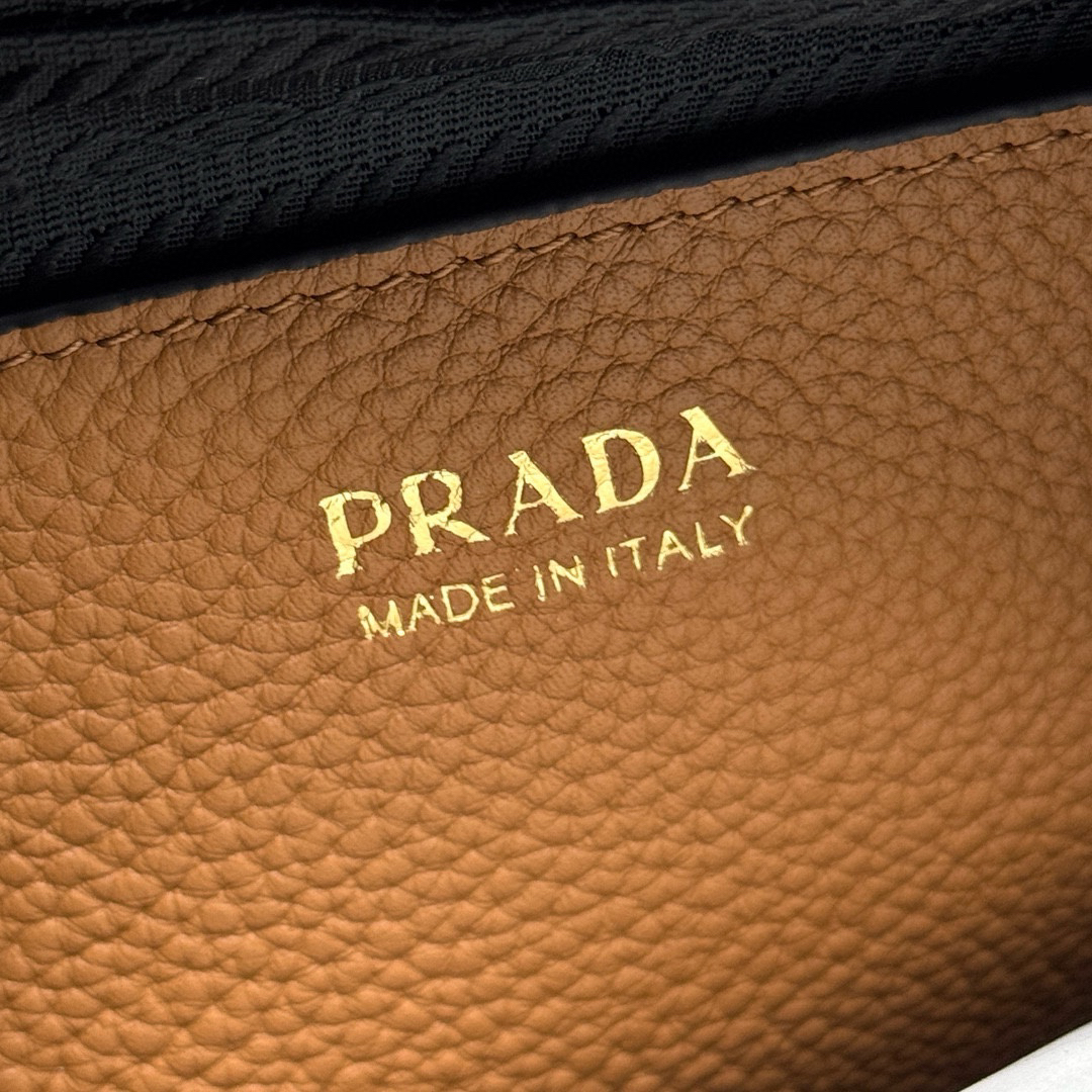 Prada bag-122