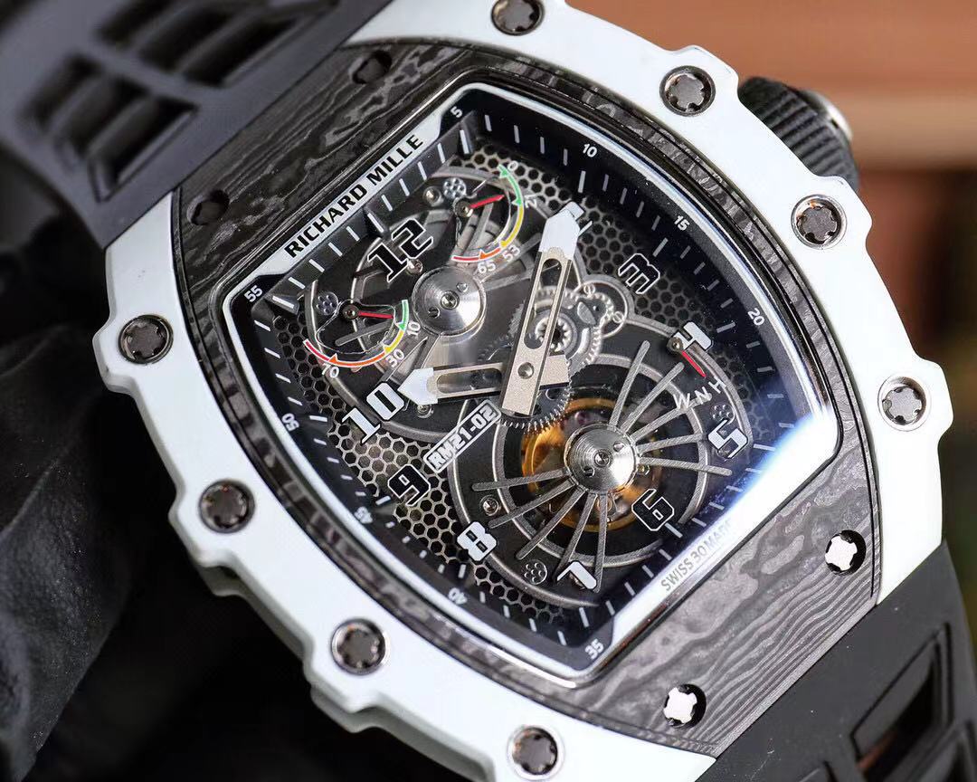 Watch 32
