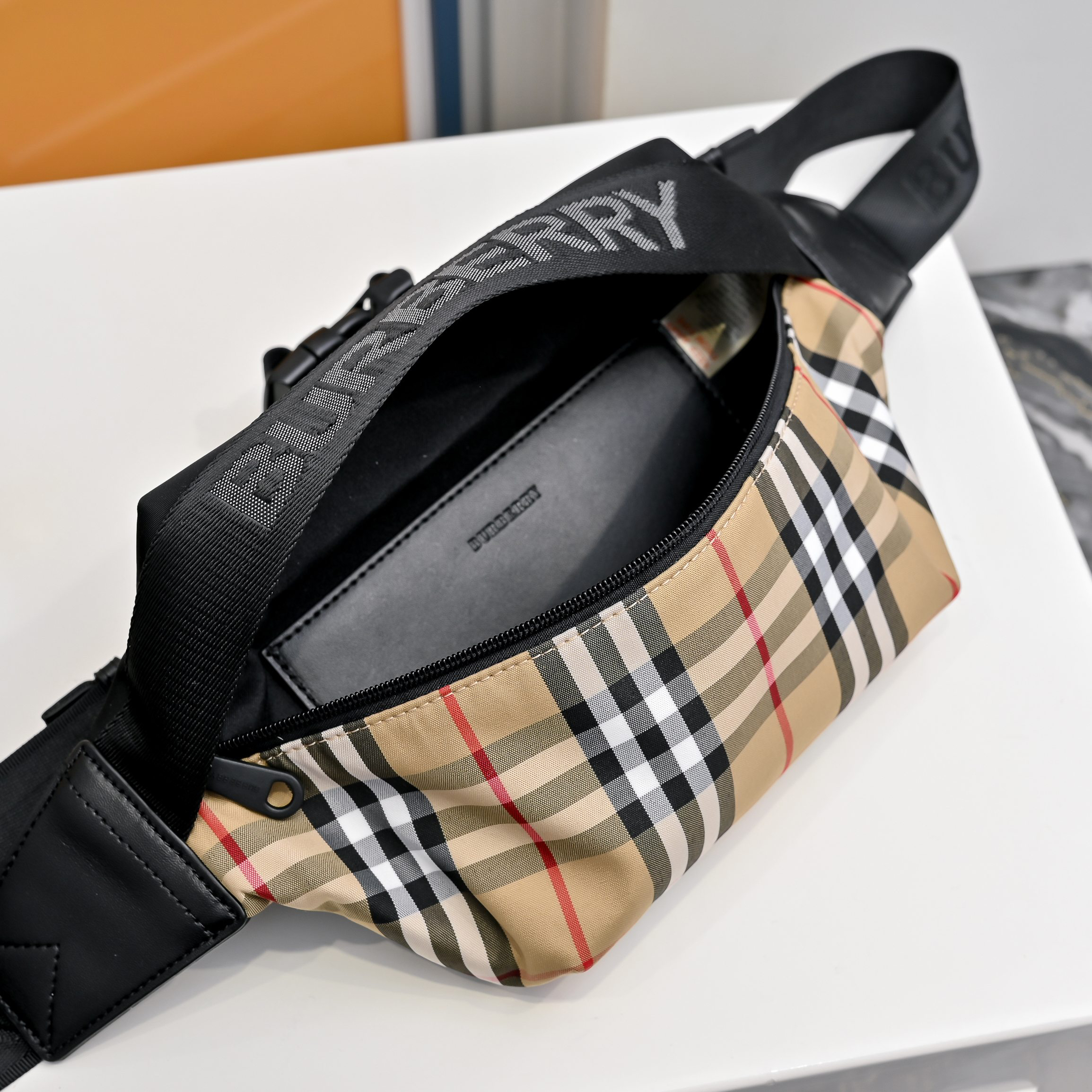 Burberry bag-25