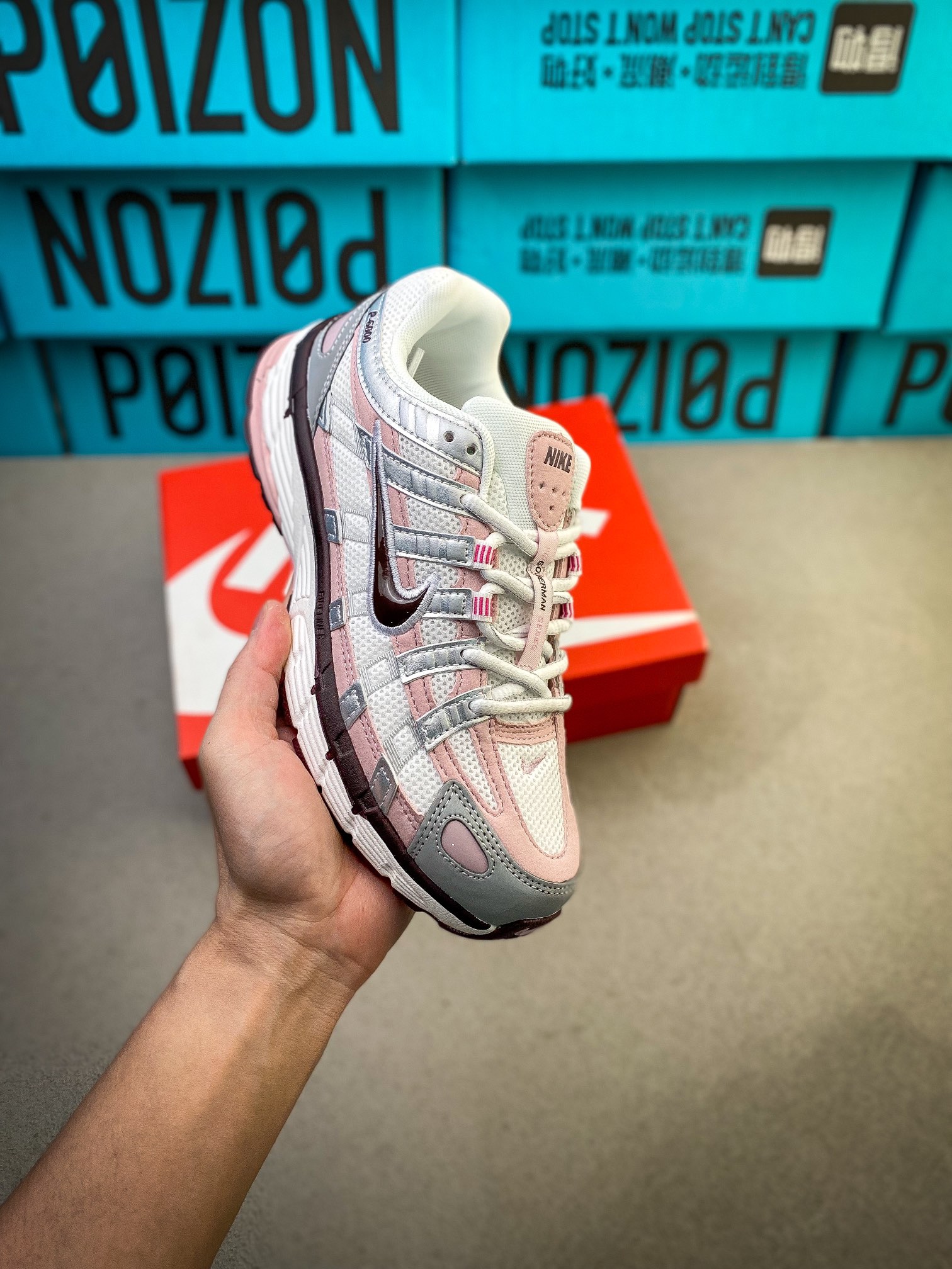 Nike Sneakers-212