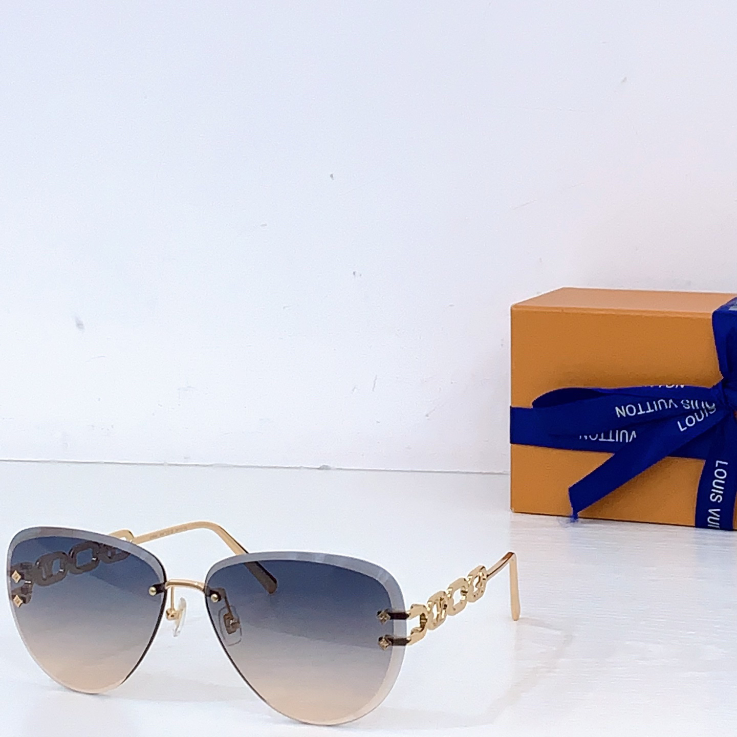 LV glasses-45