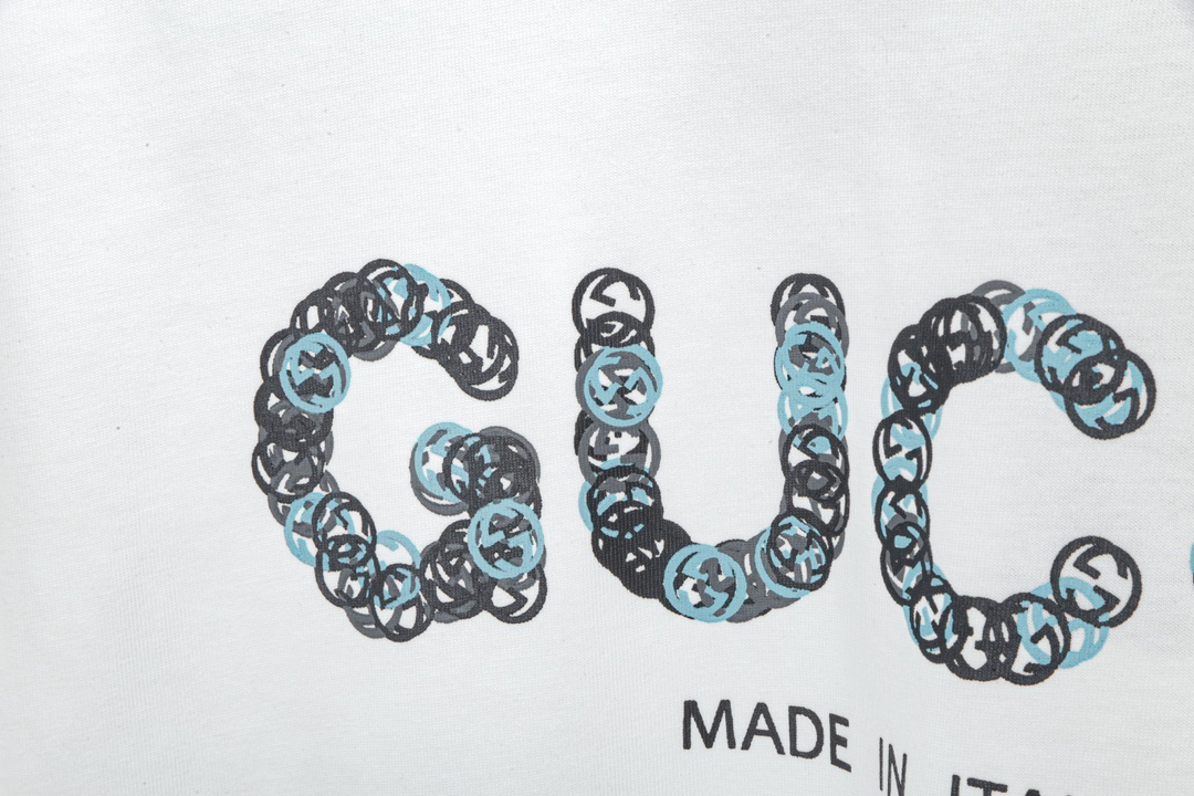 Gucci clothing-76