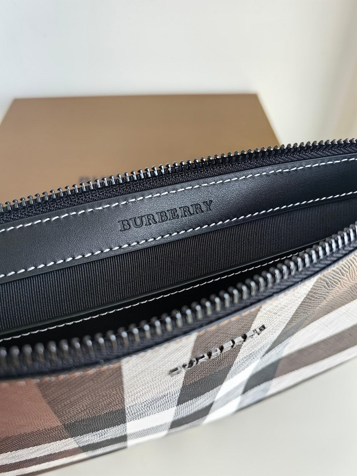 Burberry bag-103