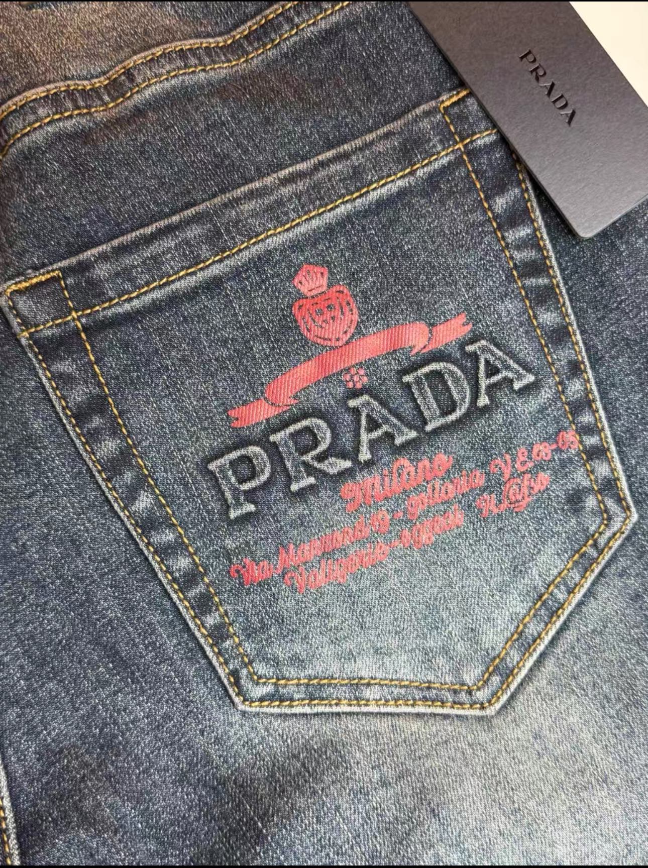 Prada clothing-166