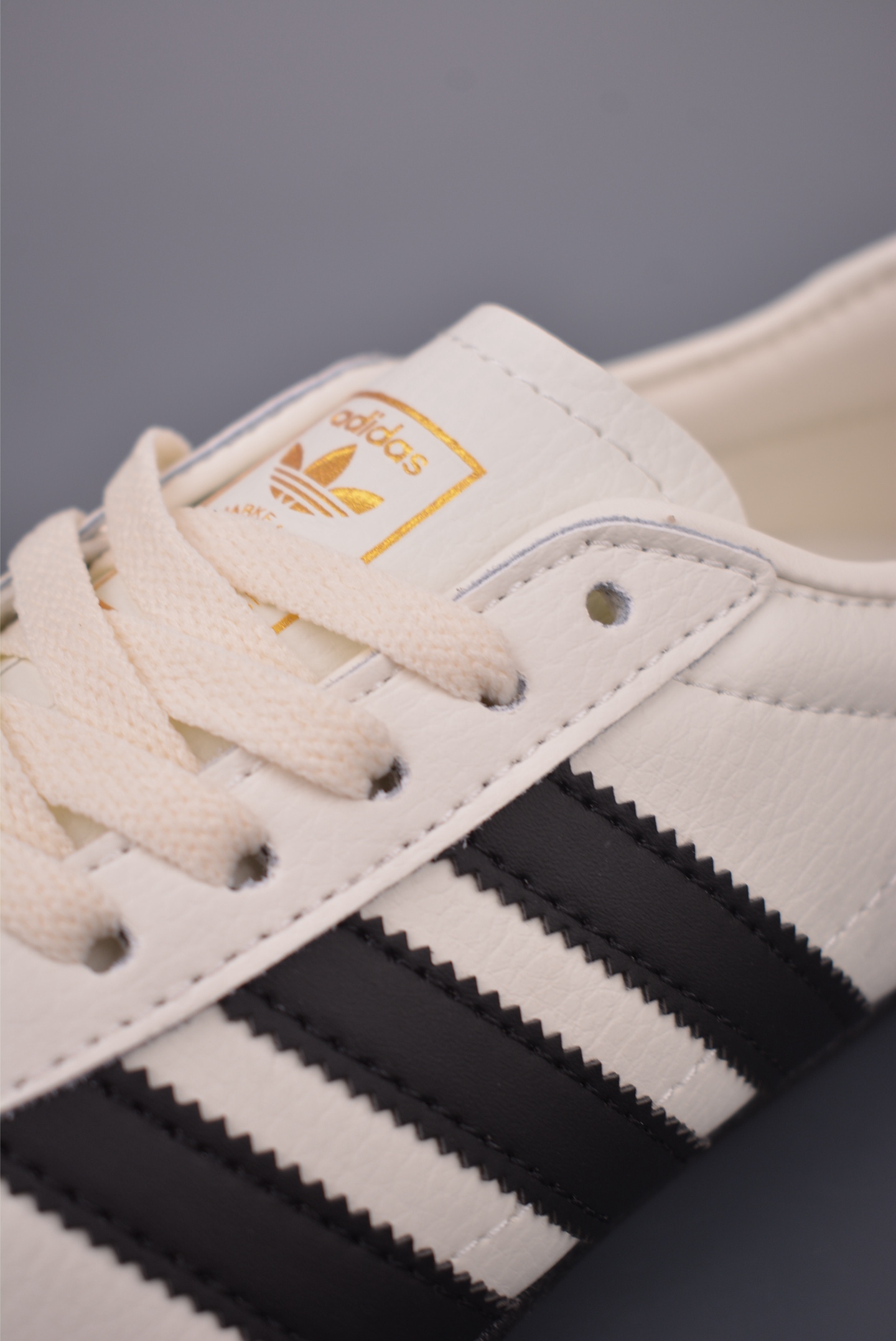 Adidas Sneakers-373