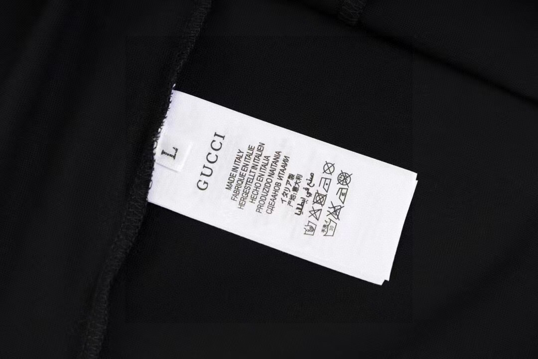 Gucci clothing-79