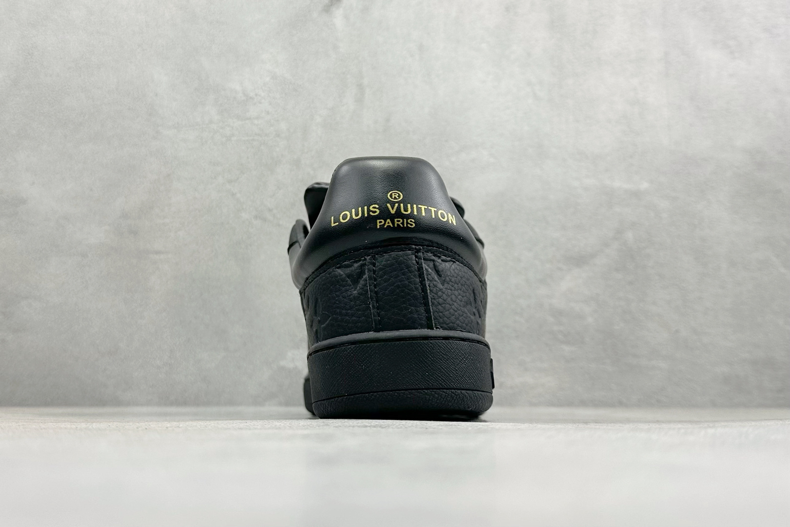 Lv Sneakers-253