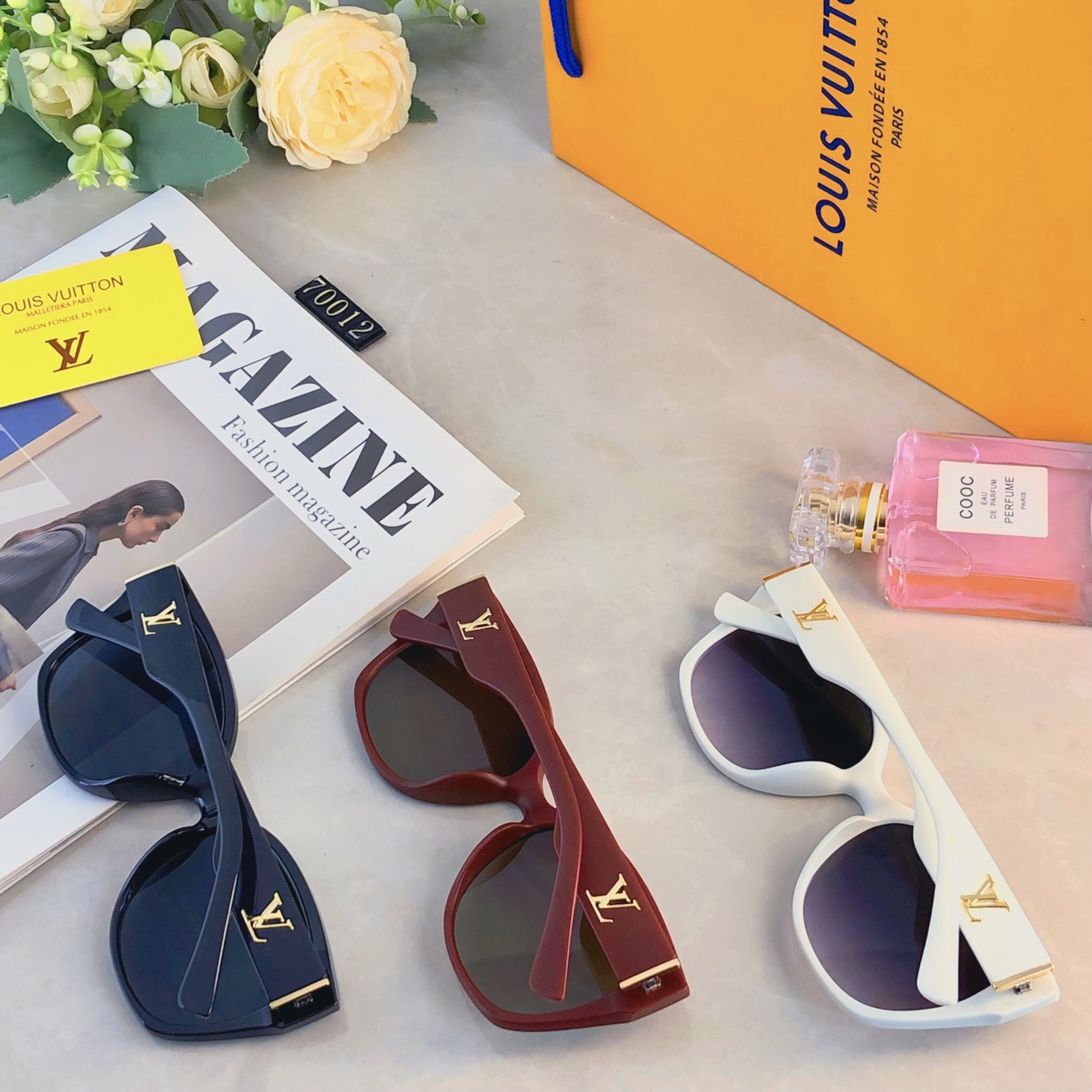 LV glasses-23
