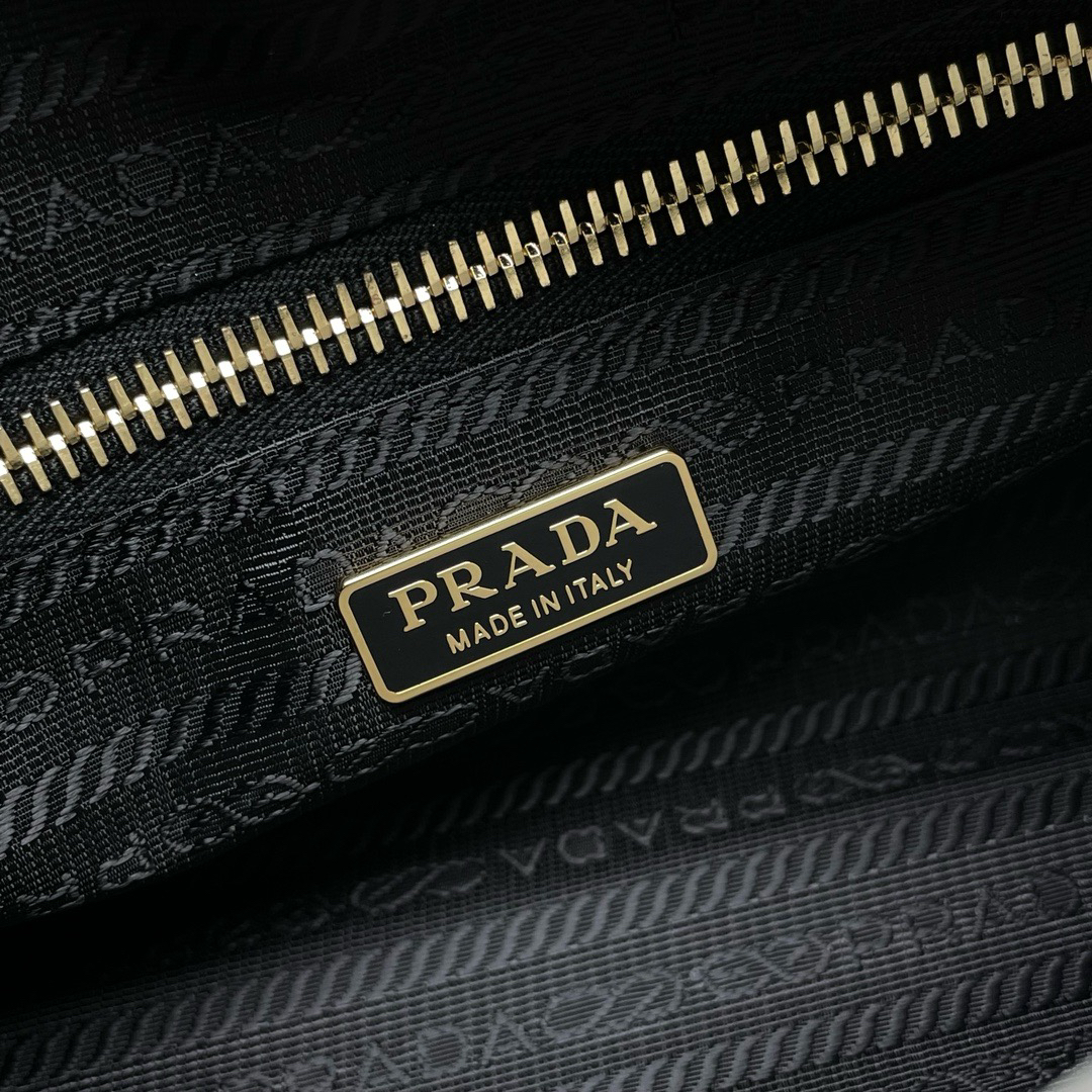 Prada bag-161