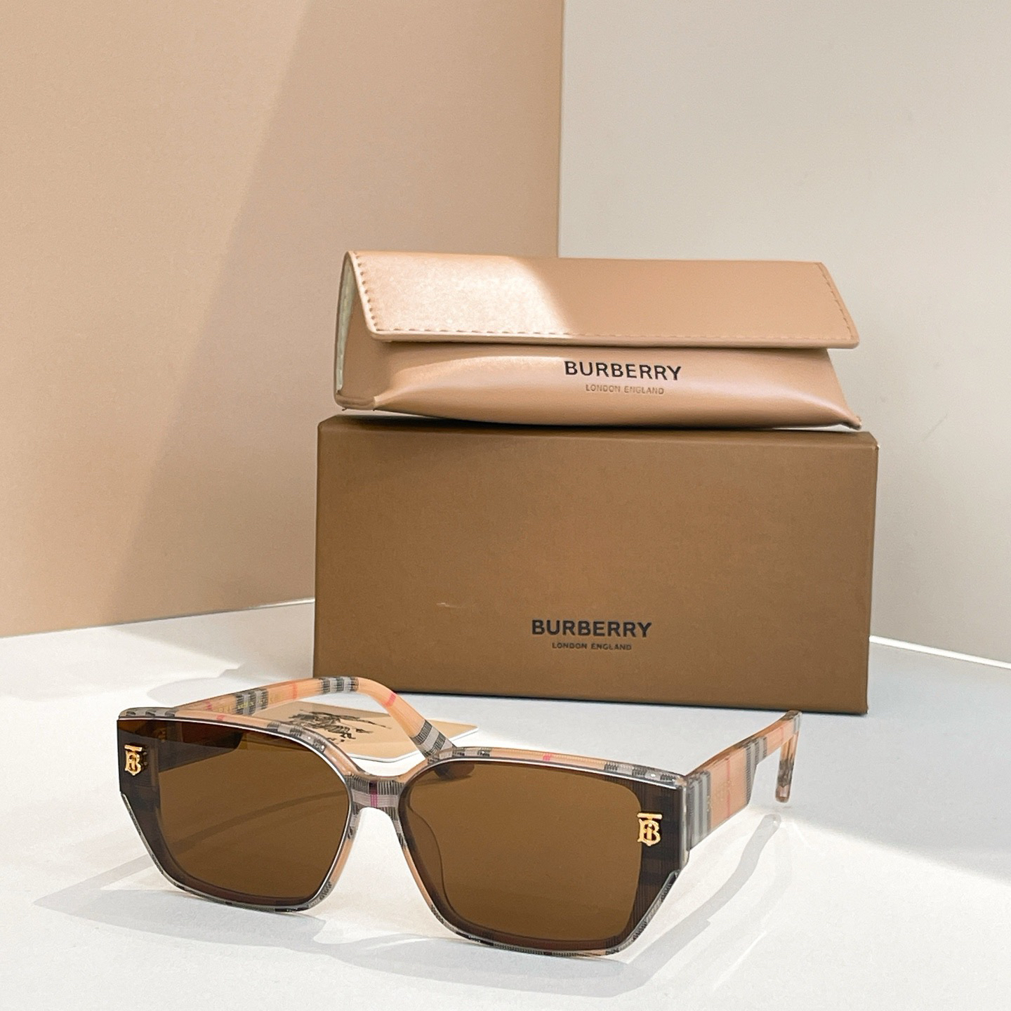 Burberry glasses-66