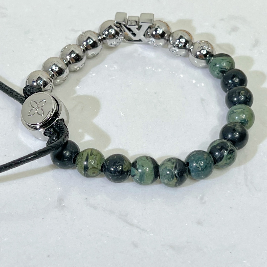 LV Bracelet-82