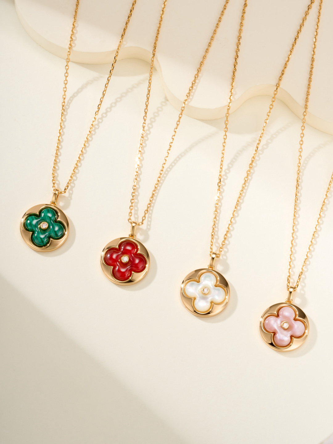 LV necklace-51
