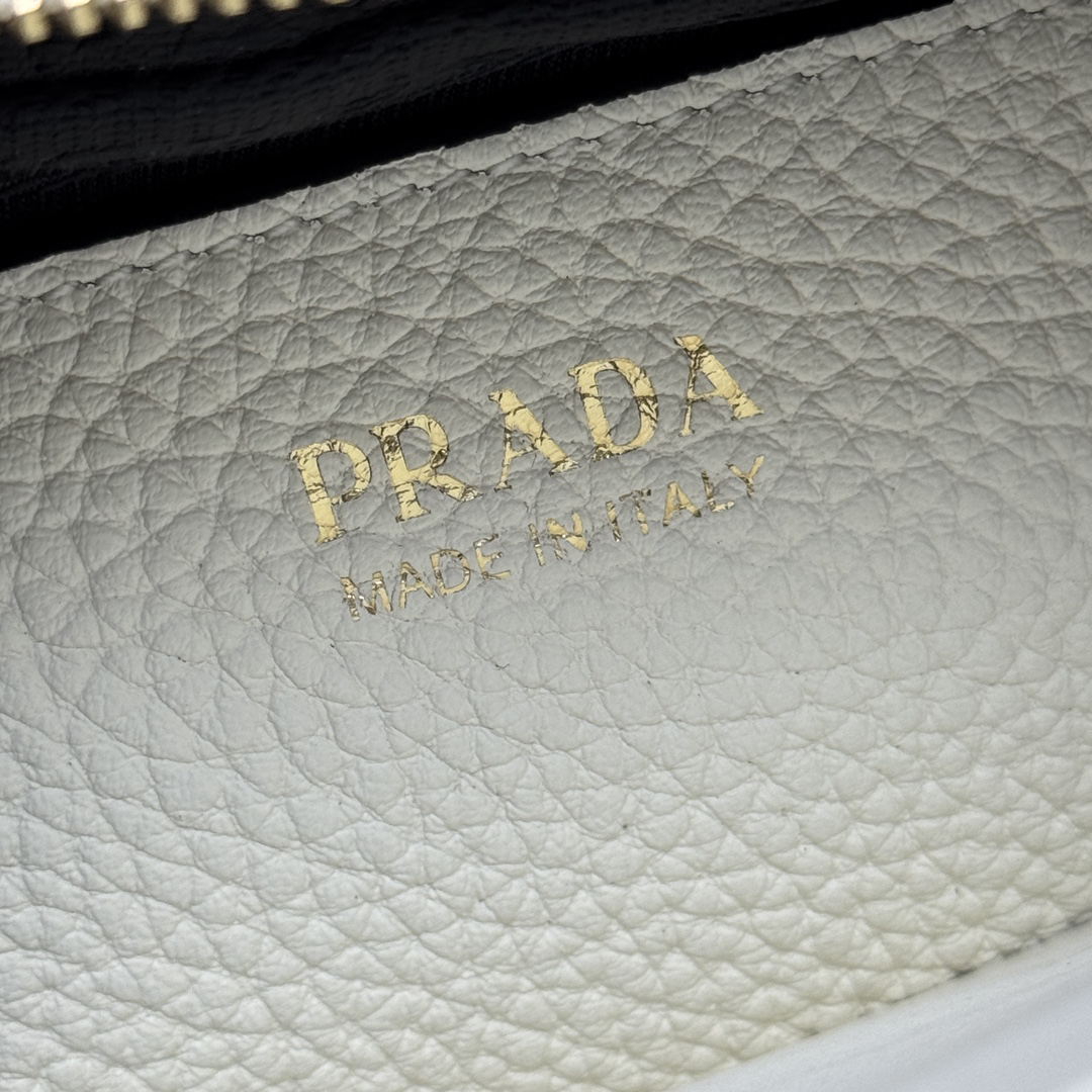Prada bag-259