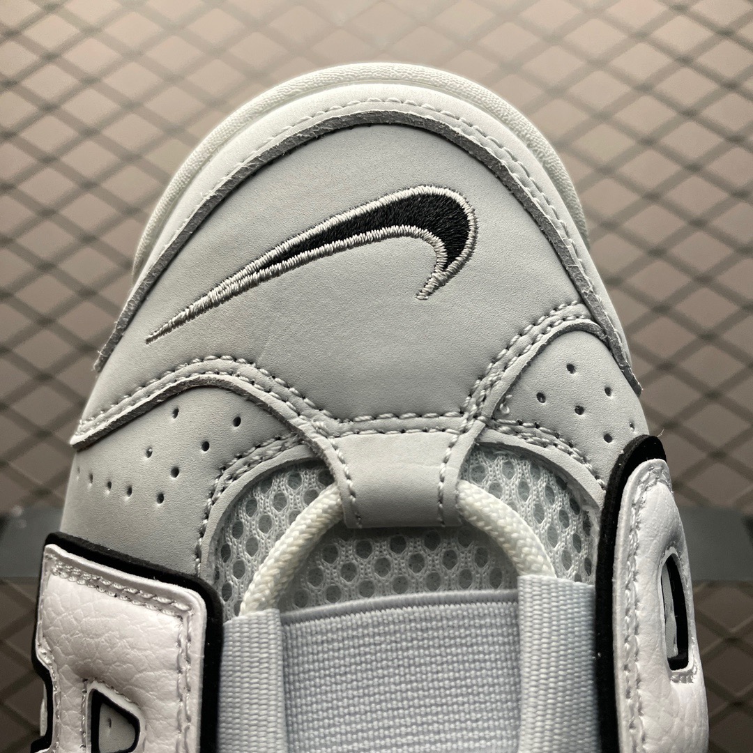 Nike Sneakers-308