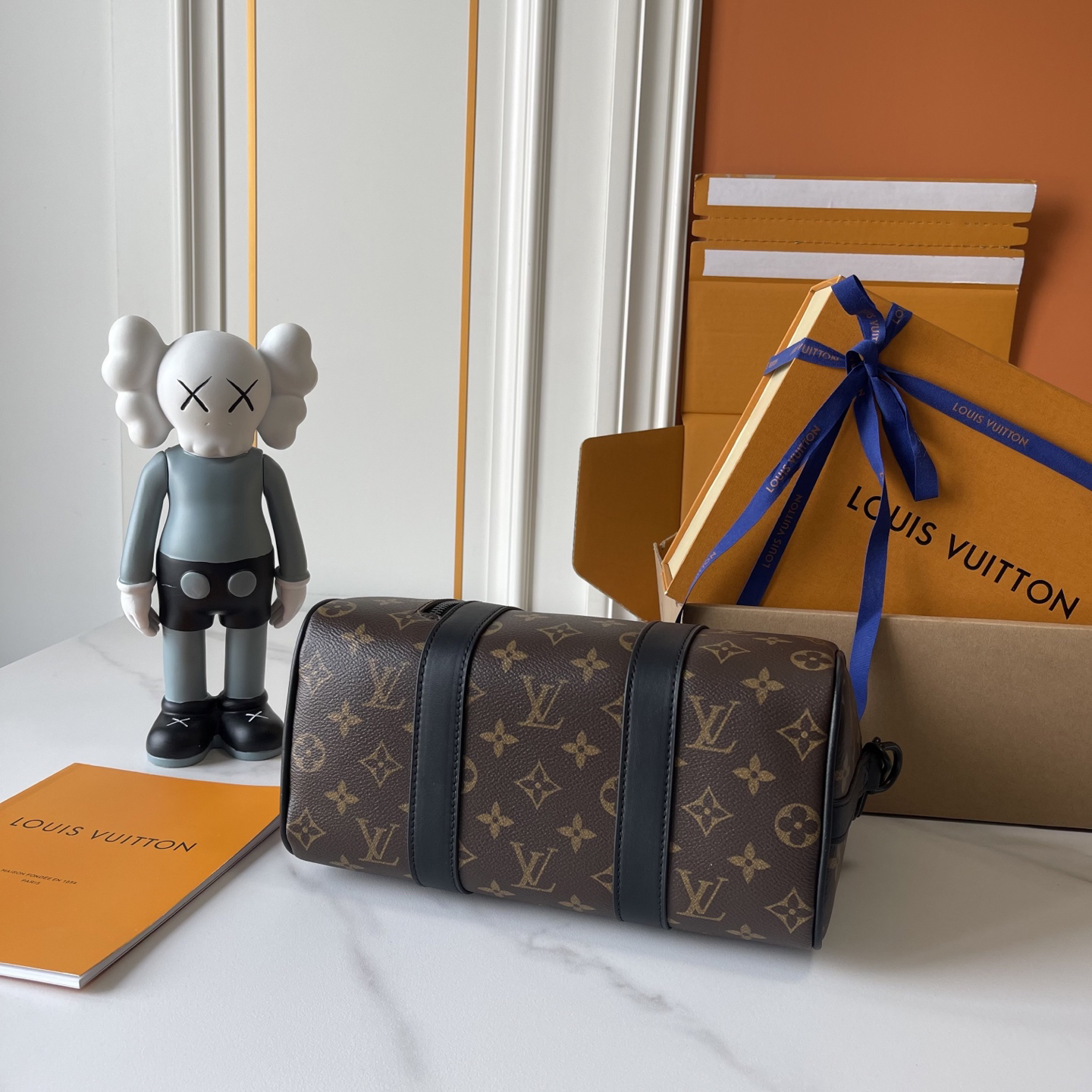 Louis Vuitton bag-146