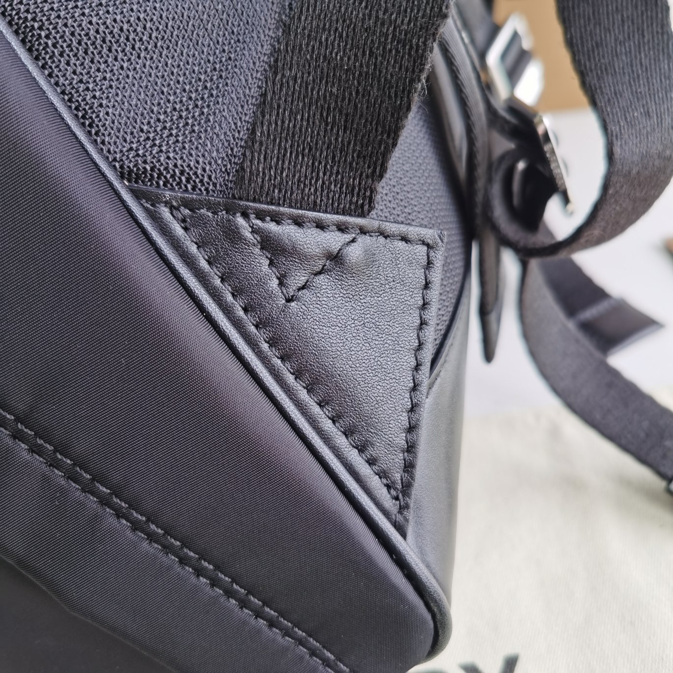 Burberry bag-117