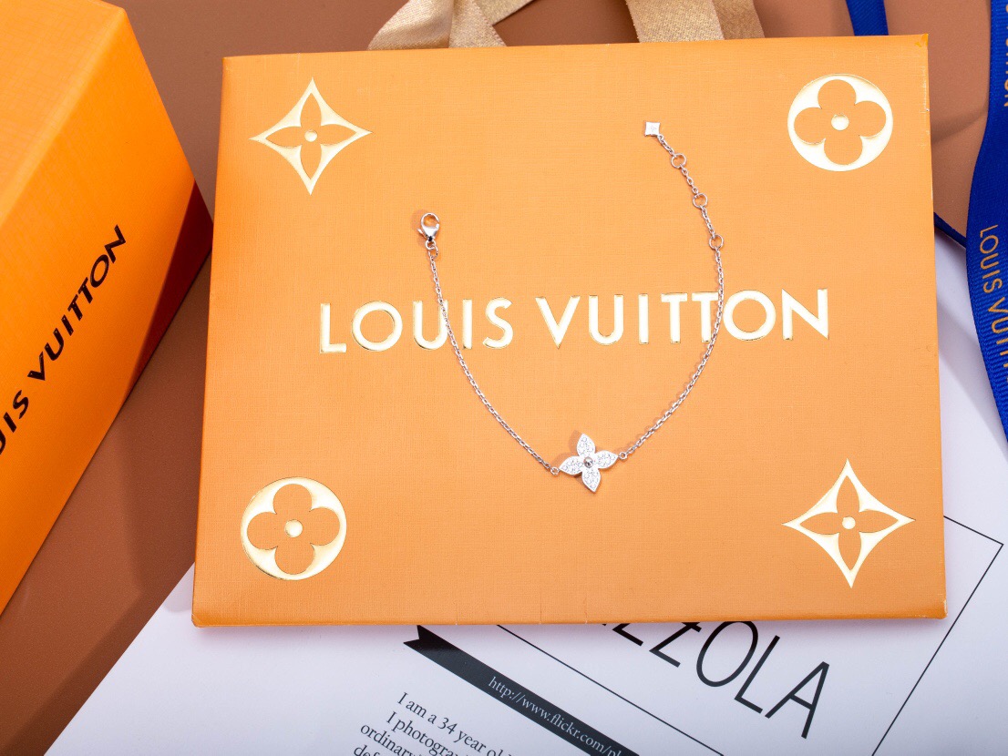 LV Bracelet-8