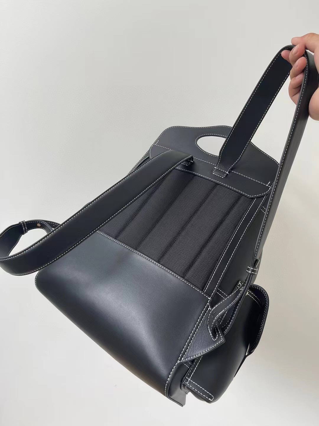 Burberry bag-127